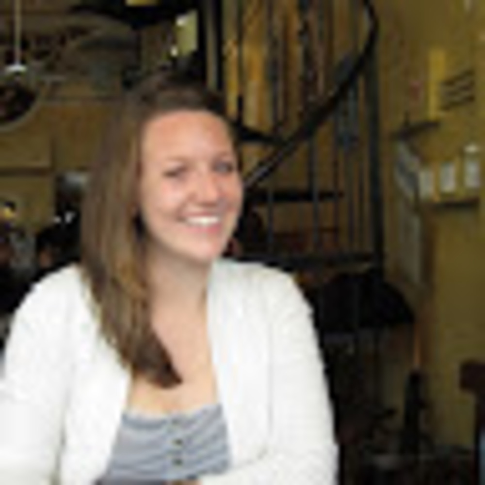 Meet your Posher, Courtney